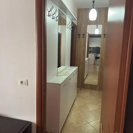1+1 Apartament Golem (Tirana)