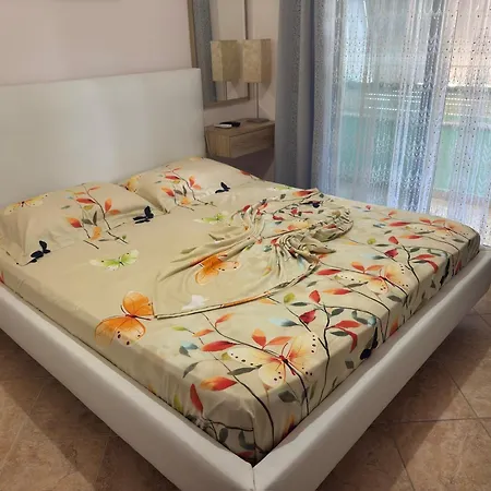 Apartament 1+1 Golem (Tirana)